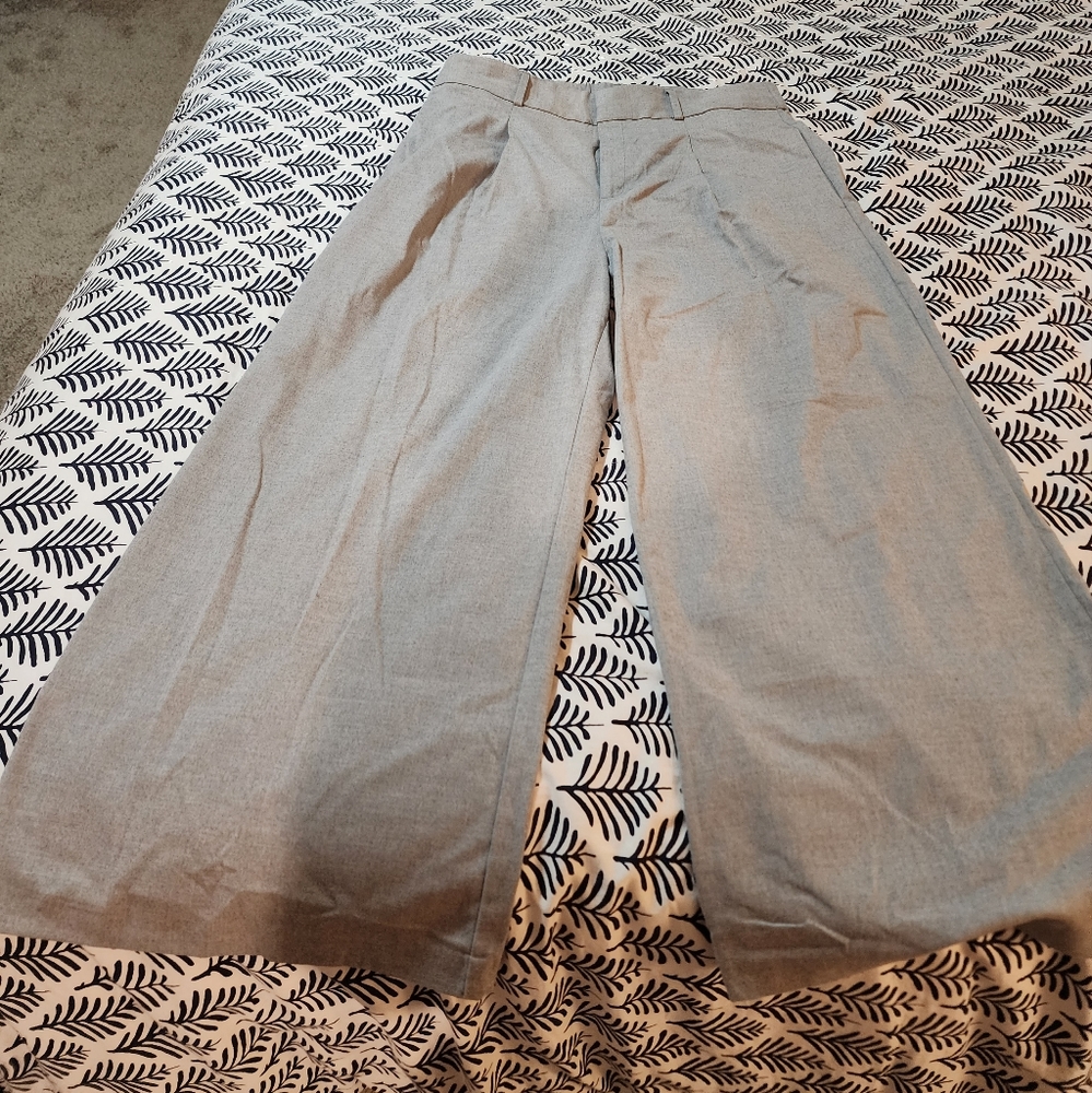 Banana Republic wide legged slacks size 18.